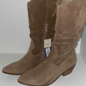 Taupe Pointy Lasso Heeled Boots